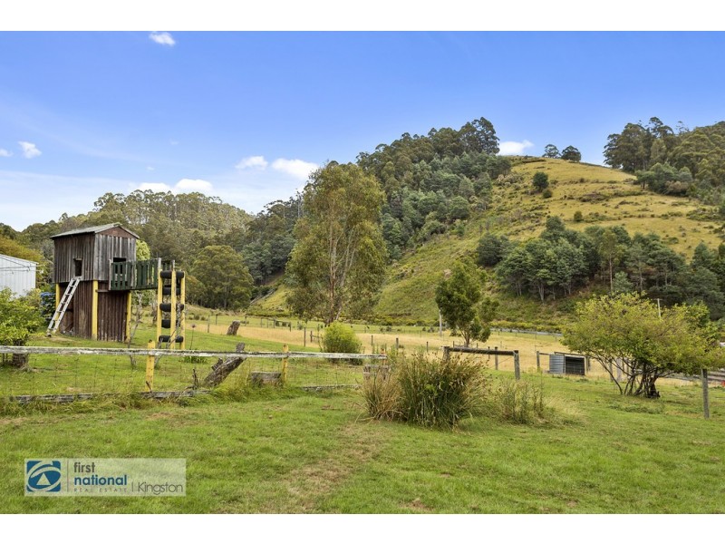 160 Pelverata Road, Sandfly TAS 7150