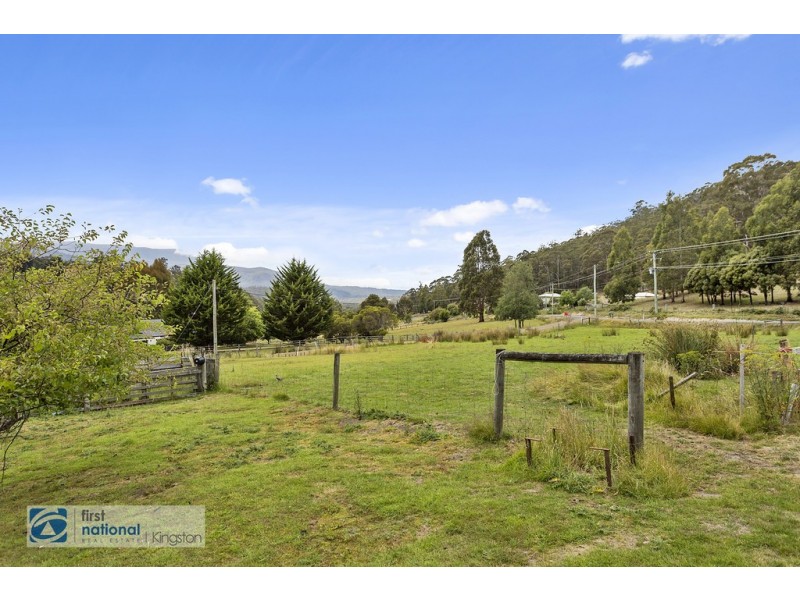 160 Pelverata Road, Sandfly TAS 7150