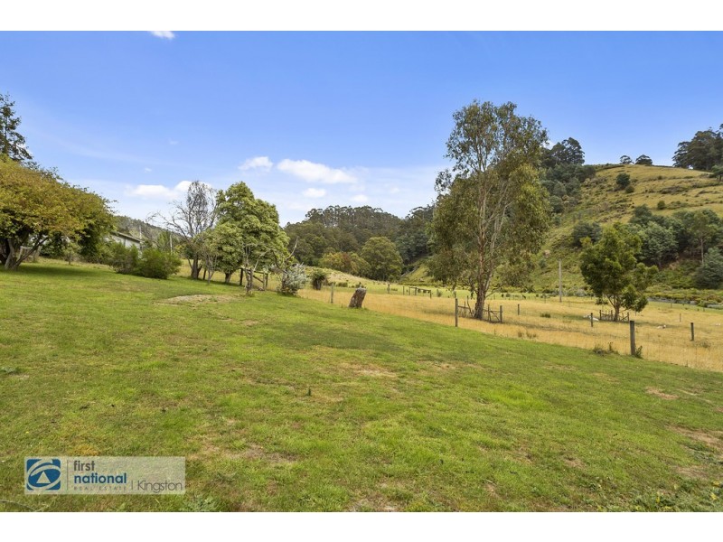 160 Pelverata Road, Sandfly TAS 7150