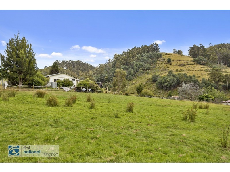 160 Pelverata Road, Sandfly TAS 7150