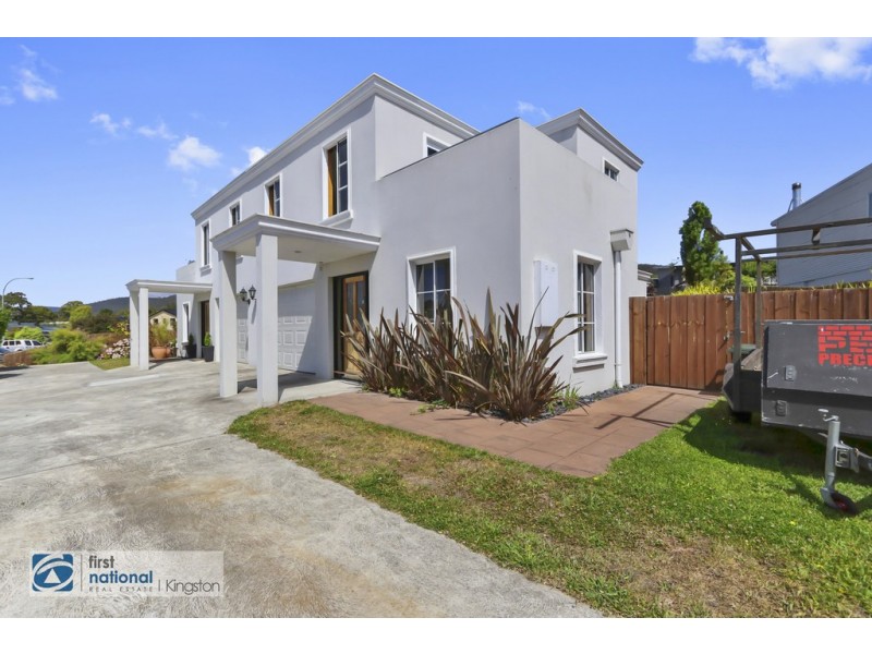 2/24 Staff Road, Electrona TAS 7054