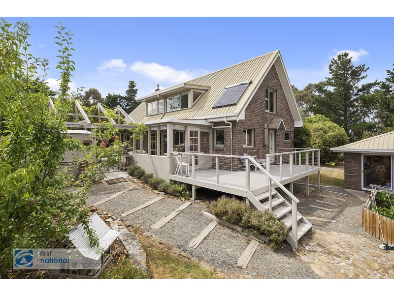 520 Leslie Road, Leslie Vale TAS 7054