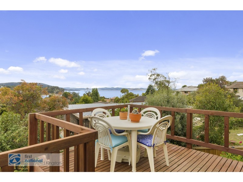 1 Seacrest Avenue, Blackmans Bay TAS 7052