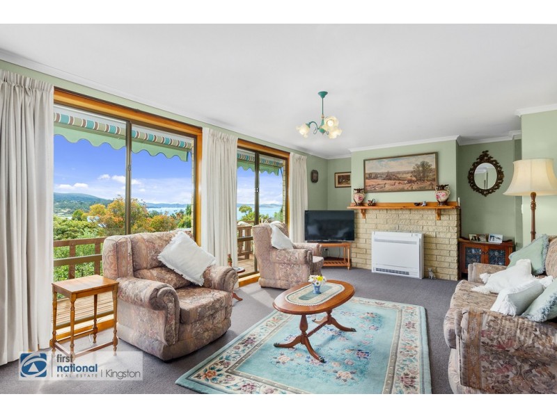 1 Seacrest Avenue, Blackmans Bay TAS 7052