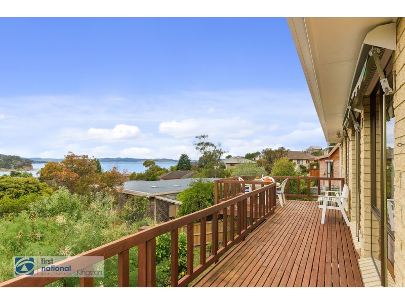 1 Seacrest Avenue, Blackmans Bay TAS 7052