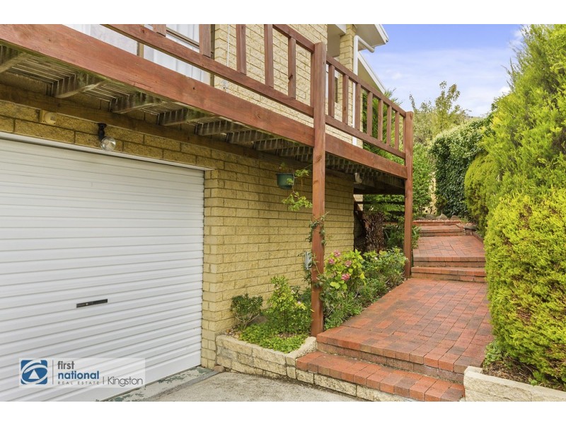 1 Seacrest Avenue, Blackmans Bay TAS 7052