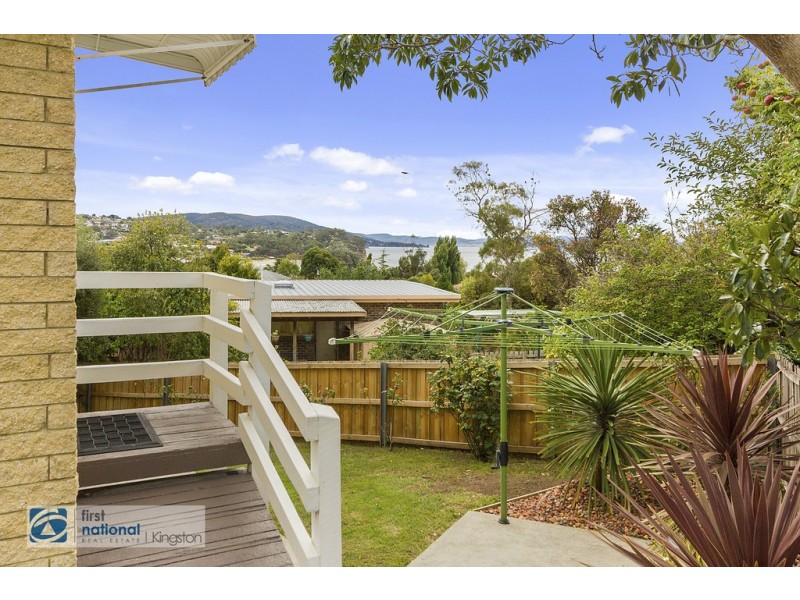 1 Seacrest Avenue, Blackmans Bay TAS 7052