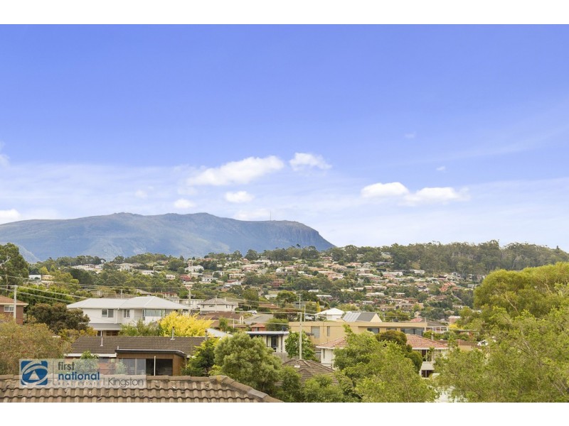 1 Seacrest Avenue, Blackmans Bay TAS 7052