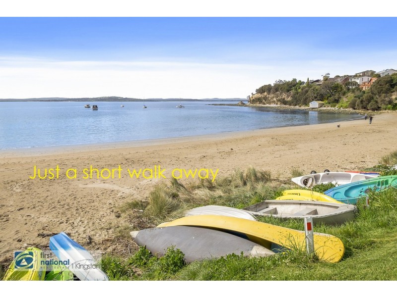1 Seacrest Avenue, Blackmans Bay TAS 7052