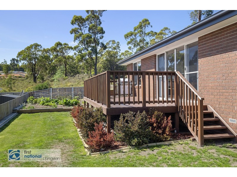 10 Willow Avenue, Kingston TAS 7050