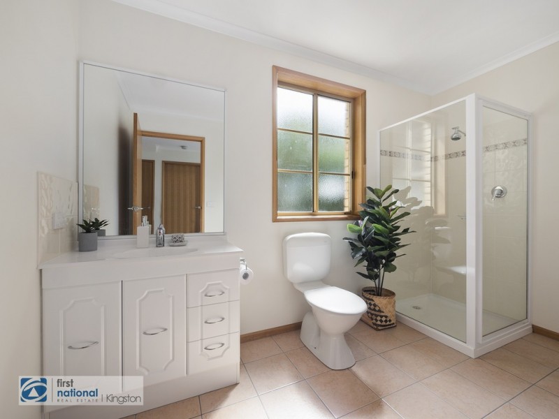 1/17 Powell Road, Blackmans Bay TAS 7052