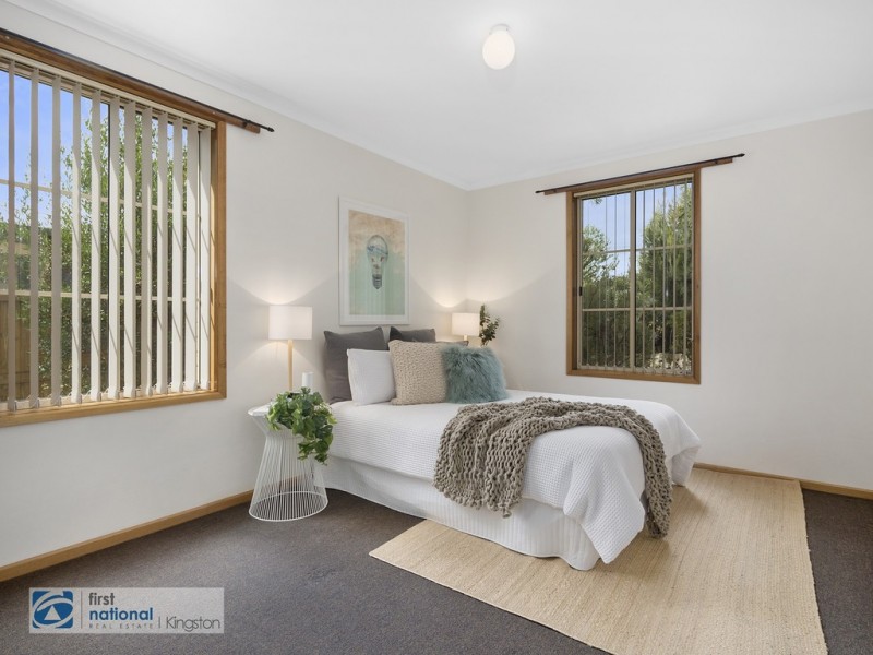 1/17 Powell Road, Blackmans Bay TAS 7052