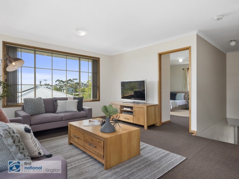 1/17 Powell Road, Blackmans Bay TAS 7052
