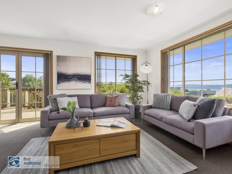 1/17 Powell Road, Blackmans Bay TAS 7052