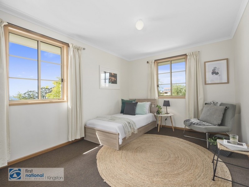 1/17 Powell Road, Blackmans Bay TAS 7052