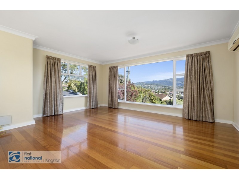 1/32 Hutchins Street, Kingston TAS 7050