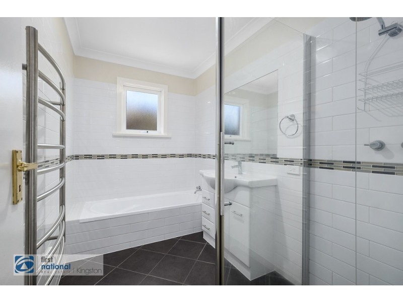 1/32 Hutchins Street, Kingston TAS 7050