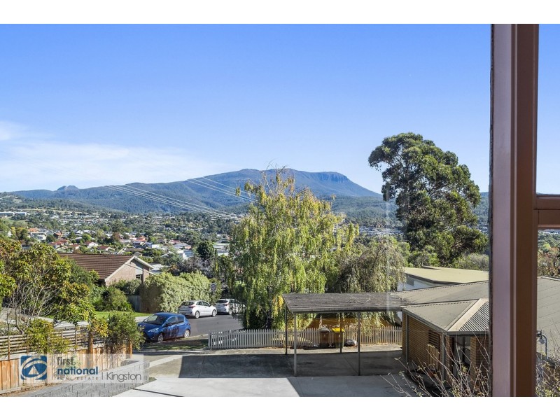1/32 Hutchins Street, Kingston TAS 7050