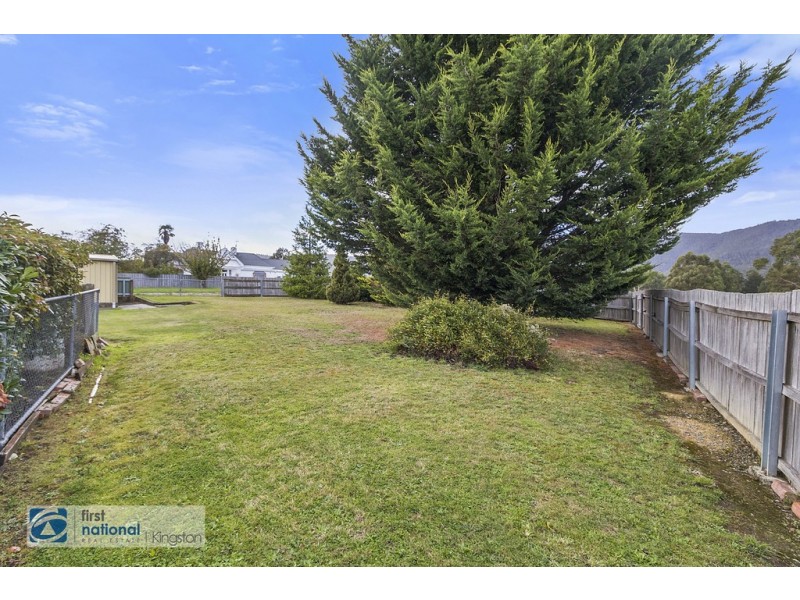 3, 180 Main Street, Huonville TAS 7109