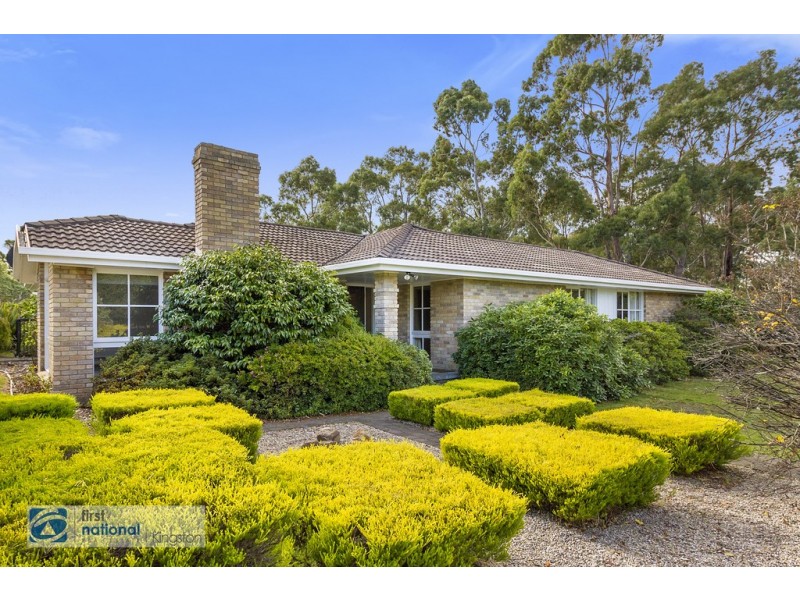 2 Crestwood Court, Blackmans Bay TAS 7052