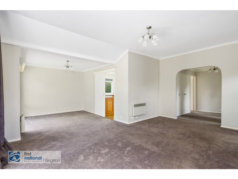 2 Crestwood Court, Blackmans Bay TAS 7052