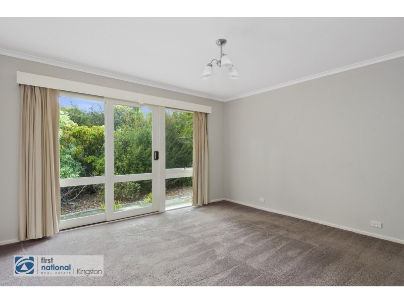 2 Crestwood Court, Blackmans Bay TAS 7052