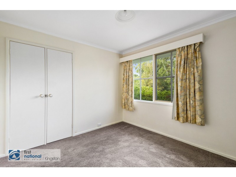 2 Crestwood Court, Blackmans Bay TAS 7052