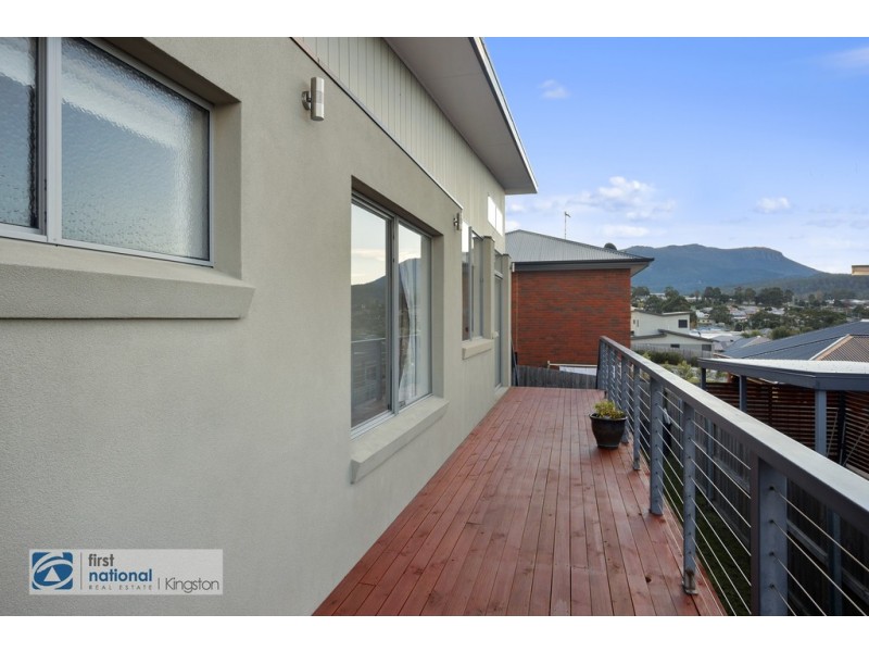 1/54 Ineke Drive, Kingston TAS 7050