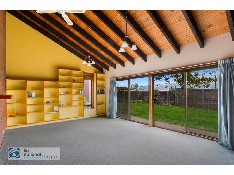 1 Hawthorn Drive, Kingston TAS 7050