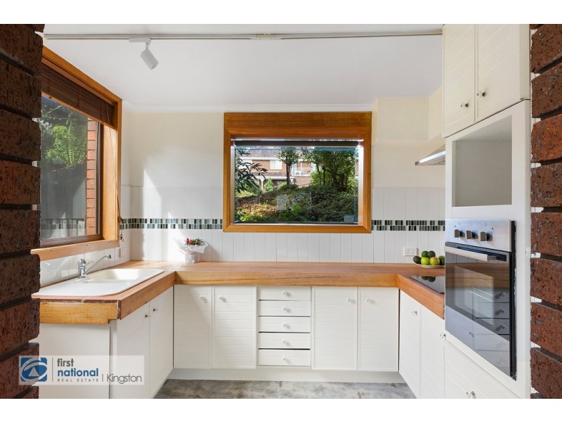 1 Hawthorn Drive, Kingston TAS 7050