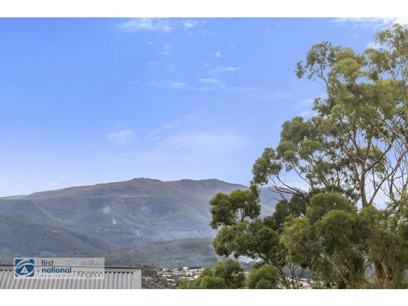 2/49 Fairview Drive, Kingston TAS 7050