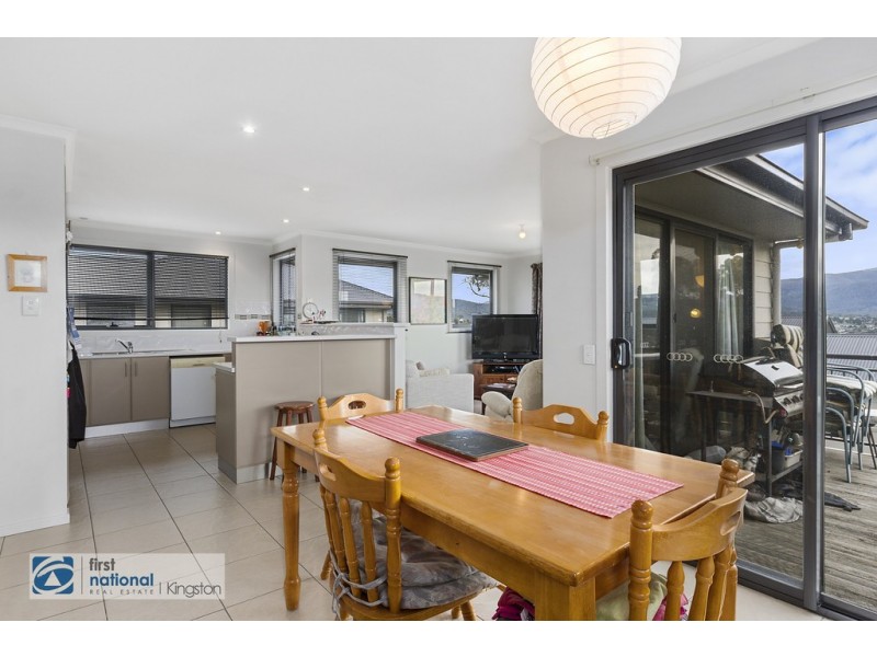2/49 Fairview Drive, Kingston TAS 7050