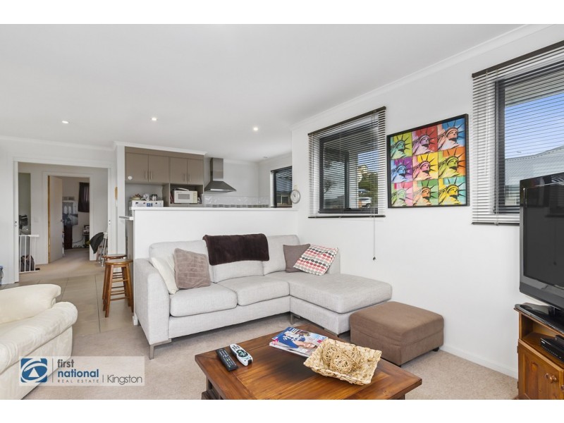 2/49 Fairview Drive, Kingston TAS 7050