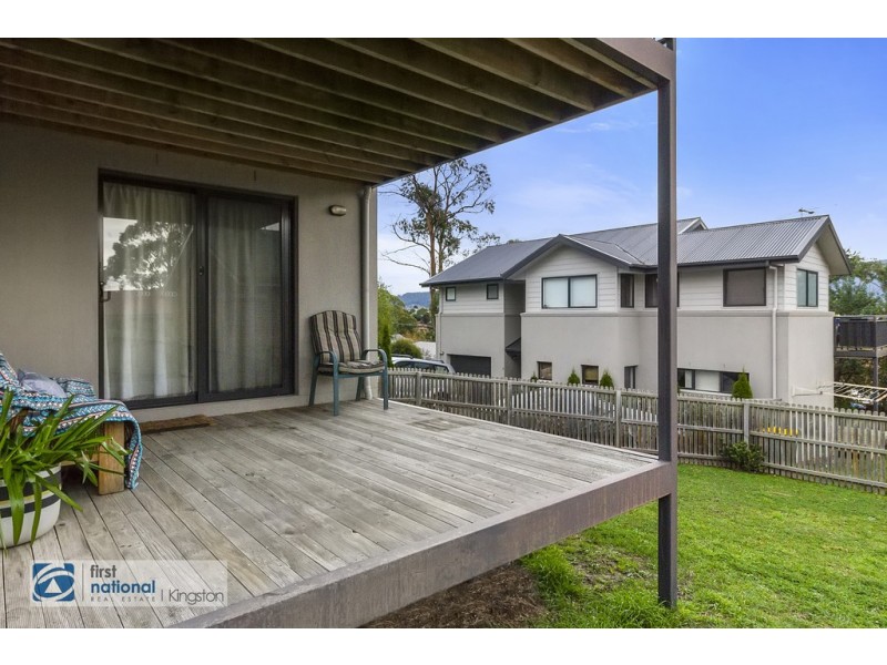 2/49 Fairview Drive, Kingston TAS 7050