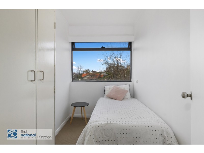 2/3 Norfolk Crescent, Sandy Bay TAS 7005
