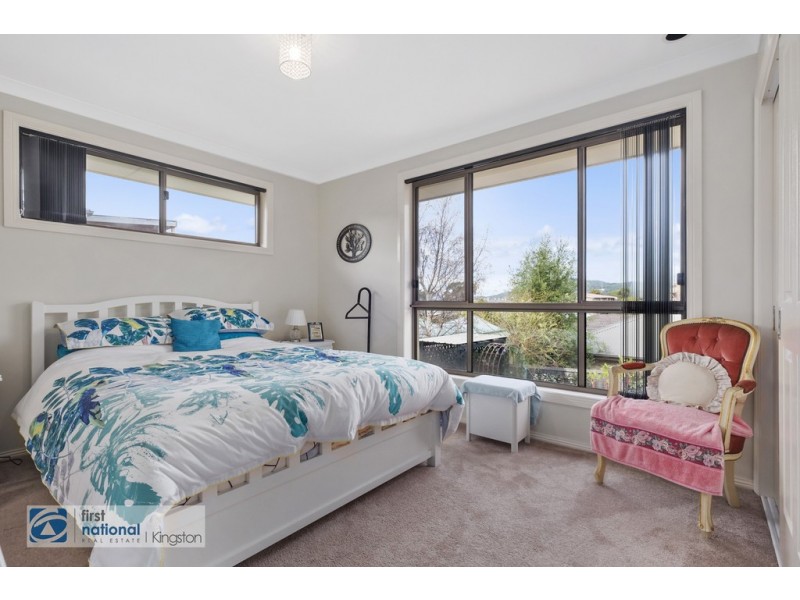 27 Hillside Drive, Blackmans Bay TAS 7052