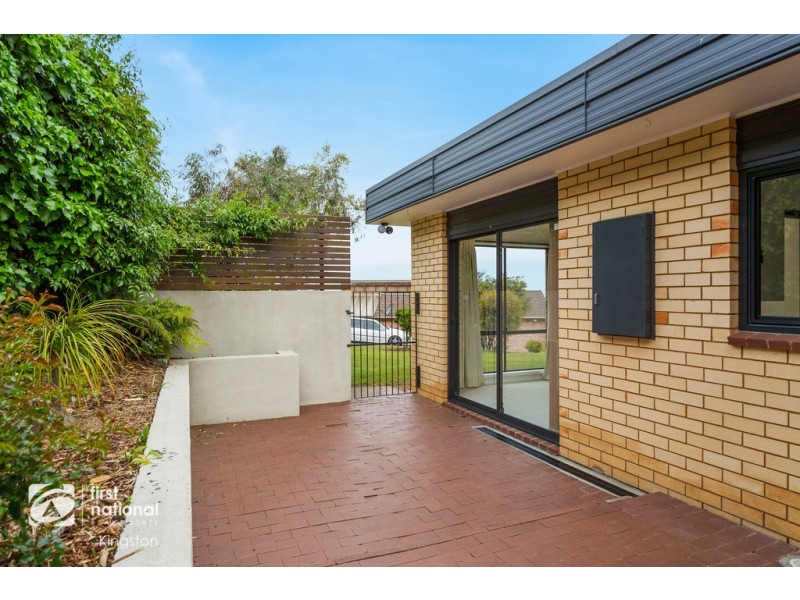 59 Tingira Road, Blackmans Bay TAS 7052