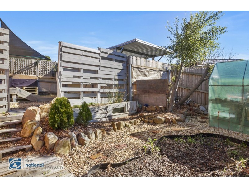 1/18 Gourlay Street, Blackmans Bay TAS 7052