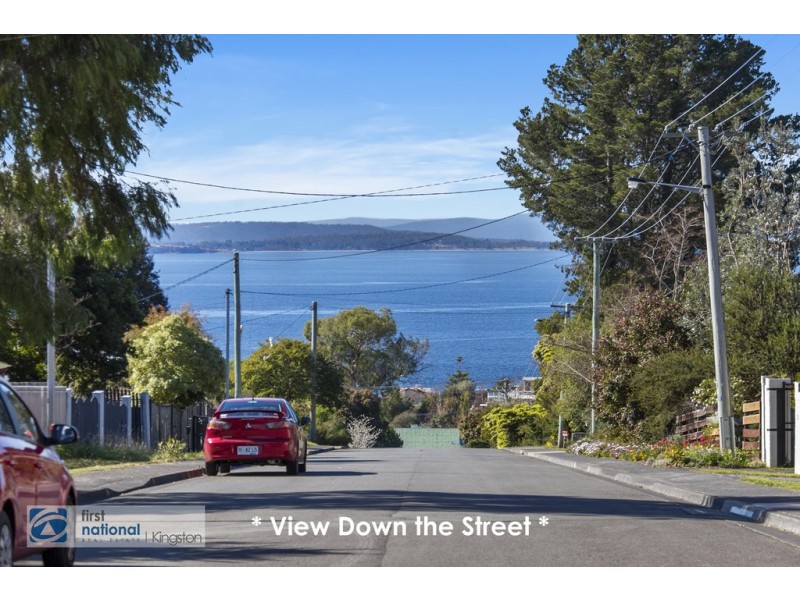 1/18 Gourlay Street, Blackmans Bay TAS 7052