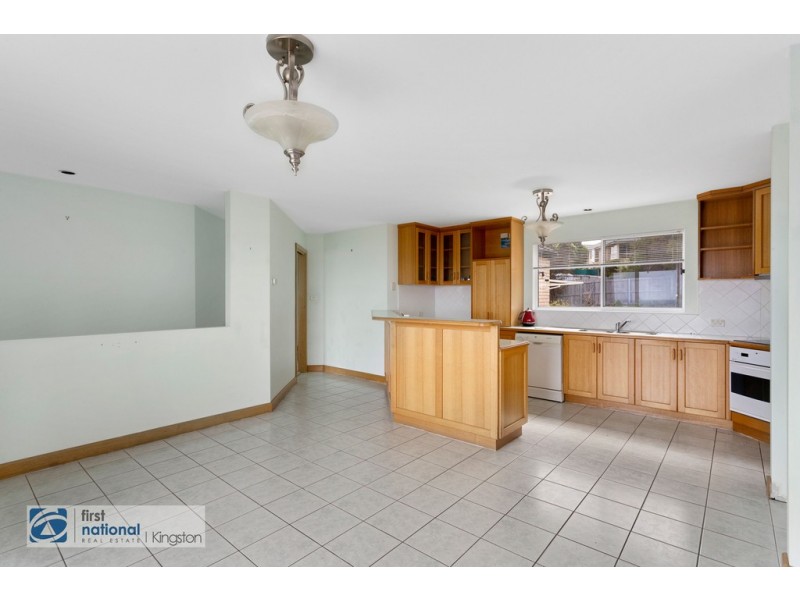 70 Diamond Drive, Blackmans Bay TAS 7052