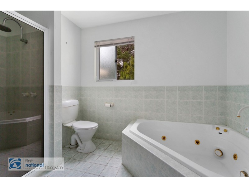 70 Diamond Drive, Blackmans Bay TAS 7052