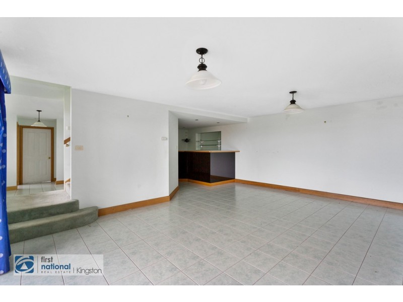 70 Diamond Drive, Blackmans Bay TAS 7052