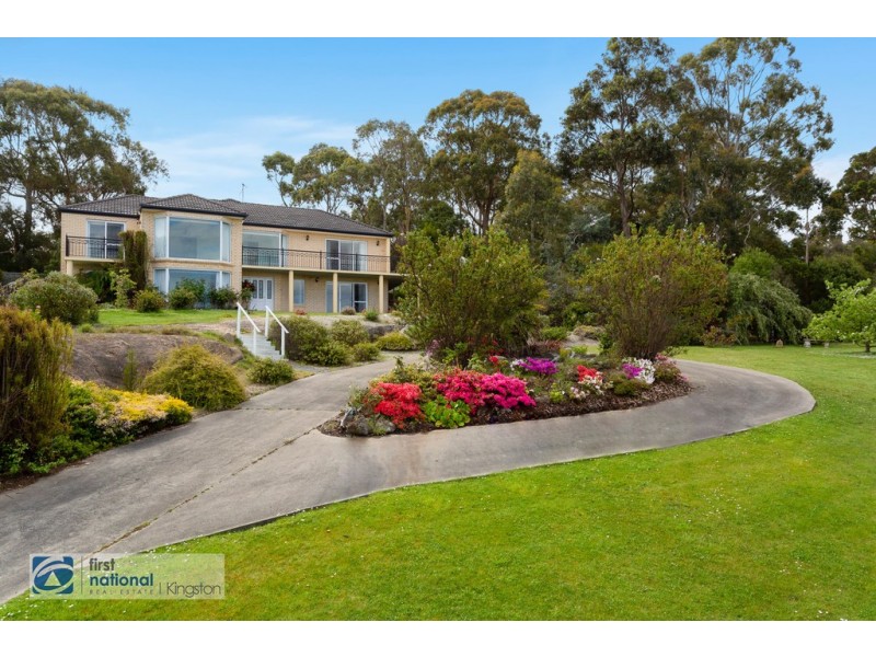 70 Diamond Drive, Blackmans Bay TAS 7052