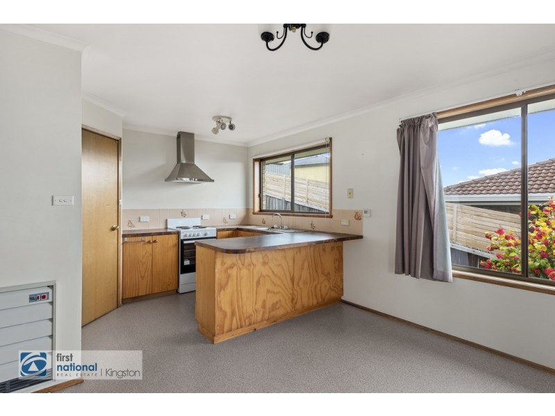 15 Stirling Avenue, Blackmans Bay TAS 7052