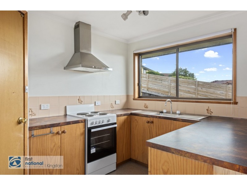 15 Stirling Avenue, Blackmans Bay TAS 7052