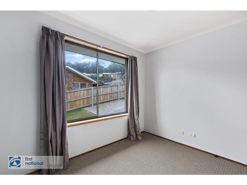 15 Stirling Avenue, Blackmans Bay TAS 7052