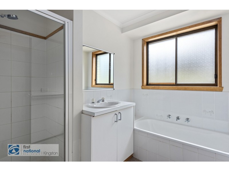15 Stirling Avenue, Blackmans Bay TAS 7052