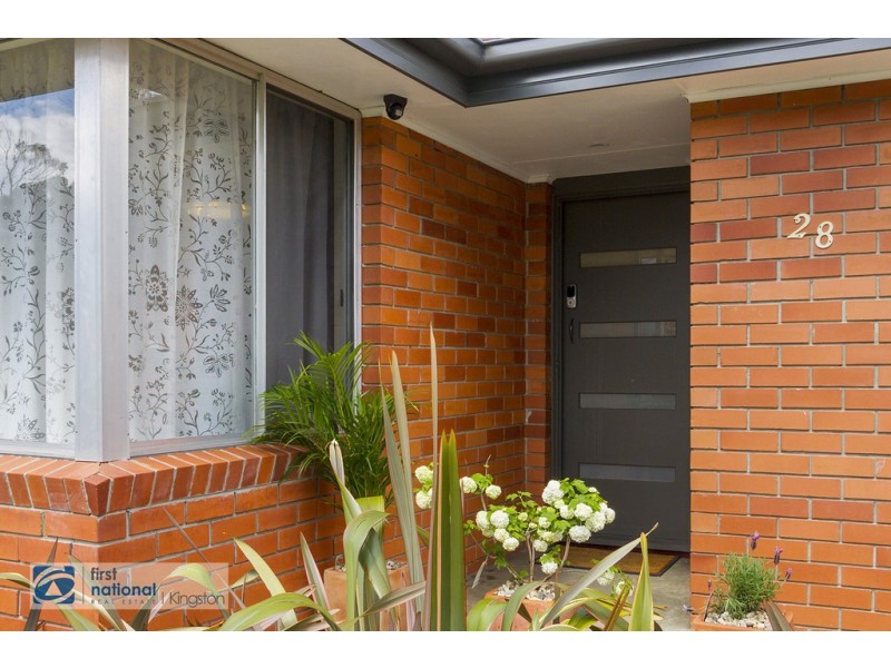 28 Waratah Street, Kingston TAS 7050