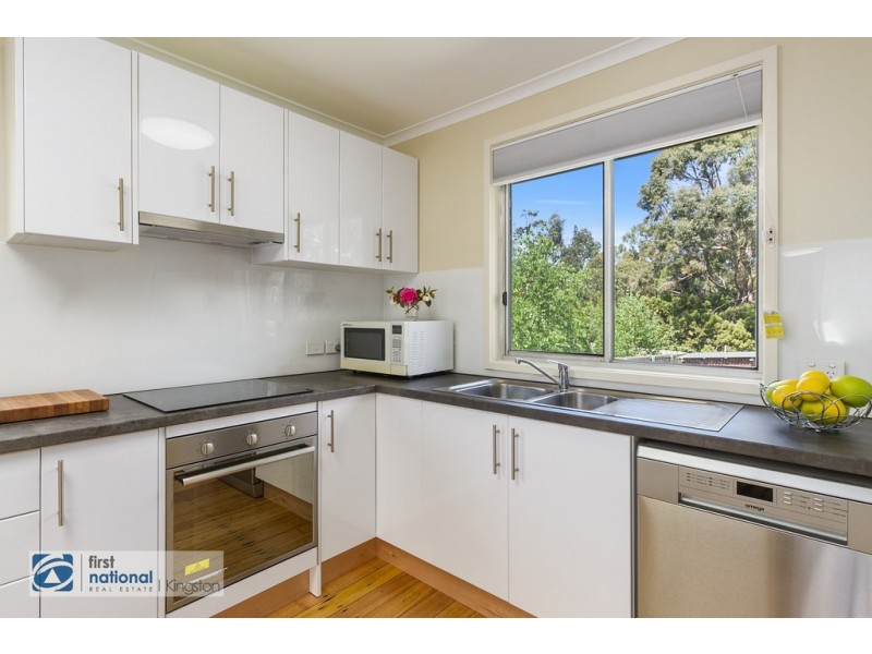 28 Waratah Street, Kingston TAS 7050