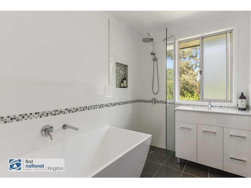 28 Waratah Street, Kingston TAS 7050